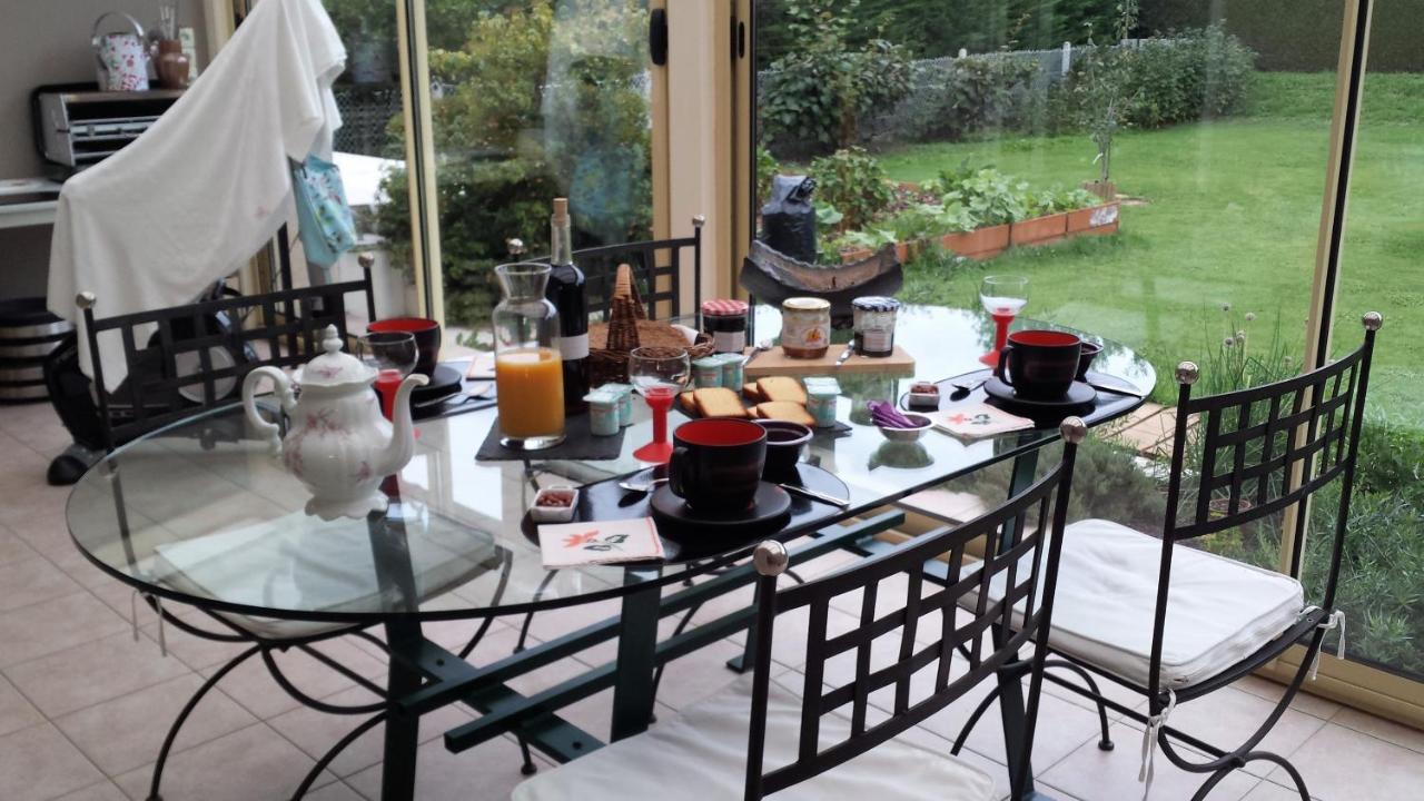 3 Chambres Privees Dans Un Jardin D'Hiver, Garage Voiture, Velos, Motos Tourville-sur-Arques Eksteriør billede
