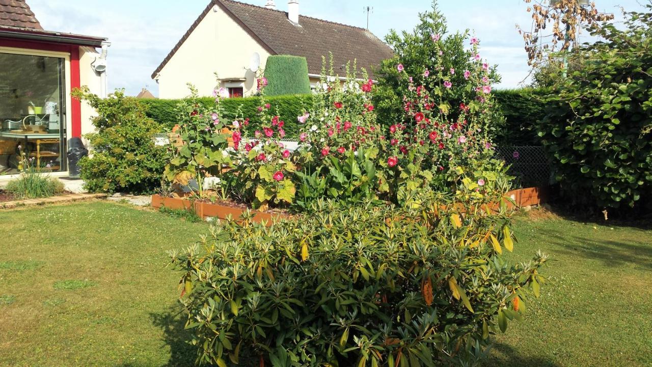 3 Chambres Privees Dans Un Jardin D'Hiver, Garage Voiture, Velos, Motos Tourville-sur-Arques Eksteriør billede